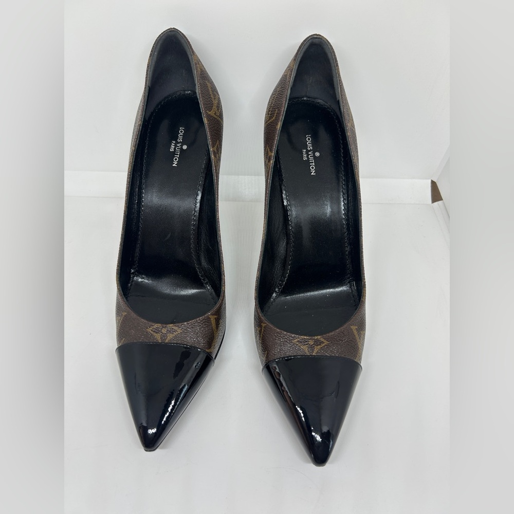 Woman’s Louis Vuitton Fetish Pumps Monogram size 40